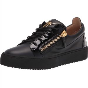 Brand New Guiseppe Zanotti Size 44 (US 10.5)